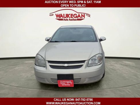 Used 2009 Chevrolet Cobalt LT FWD image 2