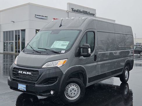 New 2026 RAM ProMaster 2500 w/ Convenience Group FWD image 2