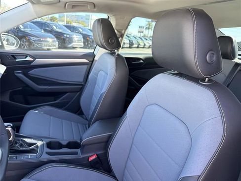 New 2026 Volkswagen Jetta SE image 15