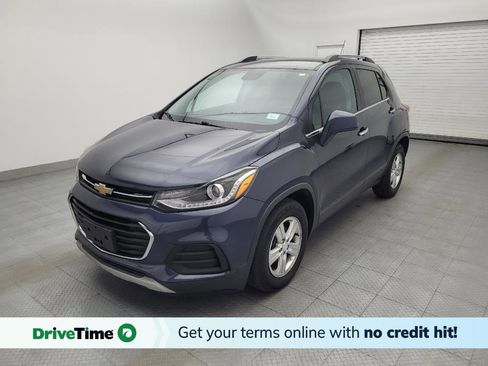 Used 2018 Chevrolet Trax LT w/ LT Convenience Package FWD image 1