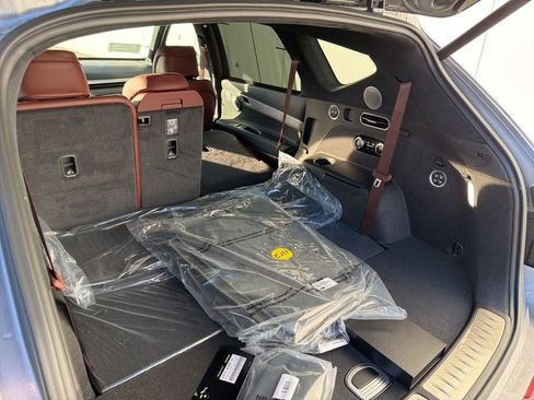 New 2026 Genesis GV80 3.5T Prestige image 13