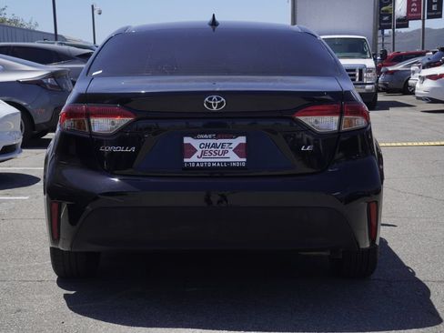 Used 2023 Toyota Corolla LE FWD image 5