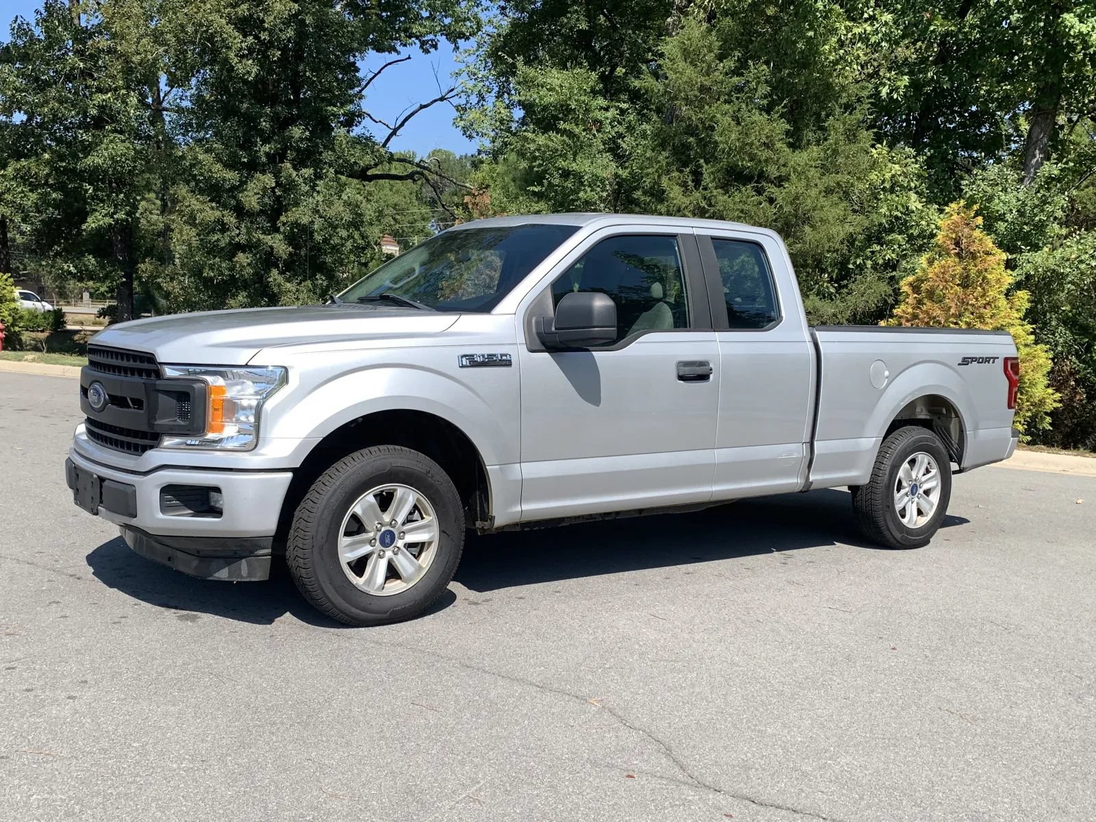 Used 2019 Ford F150 XL w/ Equipment Group 101A Mid RWD image 3