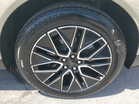 Used 2025 Ford Mustang Mach-E Premium RWD image 28