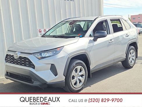 Used 2021 Toyota RAV4 LE w/ Carpet Mat Package (TMS) AWD/4WD image 3