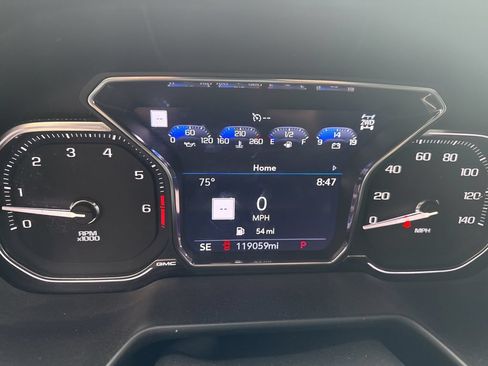 Used 2021 GMC Yukon XL AT4 w/ AT4 Premium Package AWD/4WD image 24