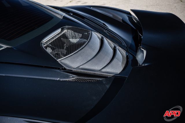 Used 2019 McLaren 720S RWD image 33