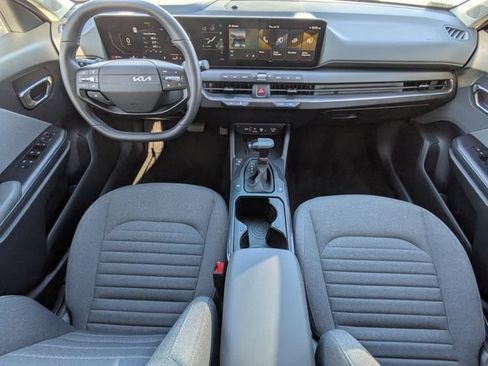 Used 2025 Kia K4 EX FWD image 14