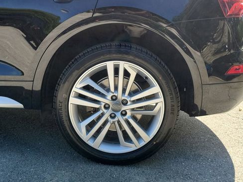 Used 2018 Audi Q5 2.0T Premium Plus w/ Premium Plus Package AWD/4WD image 14