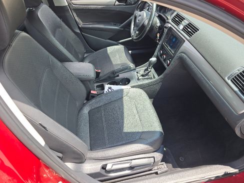 Used 2015 Volkswagen Passat 1.8T Wolfsburg Edition FWD image 19
