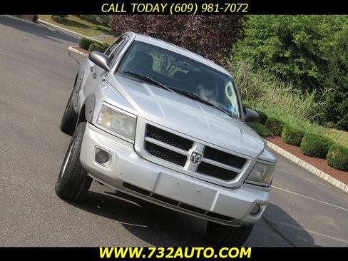 Used 2011 Dodge Dakota Big Horn image 16