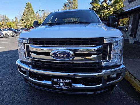 Used 2019 Ford F350 XLT w/ XLT Value Package image 6
