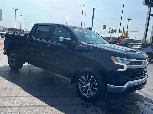 Used 2024 Chevrolet Silverado 1500 LT image 7