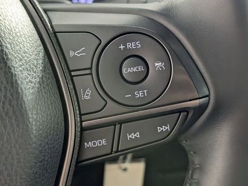 Used 2021 Toyota Camry SE AWD/4WD image 16