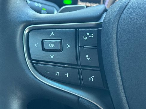 Certified 2025 Lexus ES 300h w/ Premium Package image 29