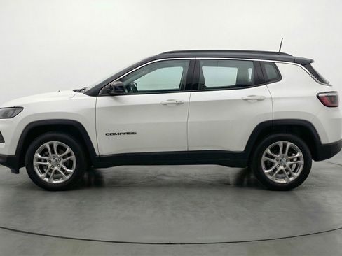 Used 2025 Jeep Compass Limited AWD/4WD image 5
