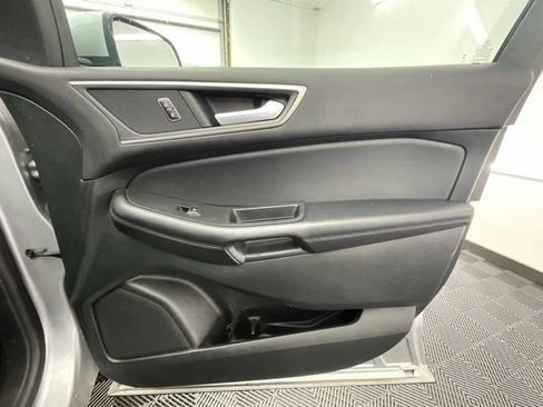 Used 2023 Ford Edge SEL AWD/4WD image 13