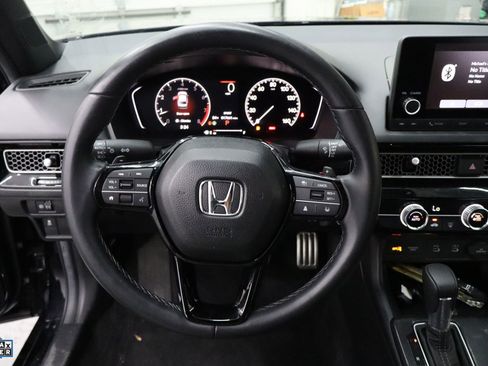 Used 2025 Honda Civic Sport image 19