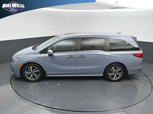 Used 2023 Honda Odyssey Touring image 12