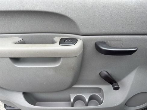 Used 2013 Chevrolet Silverado 3500 W/T image 19