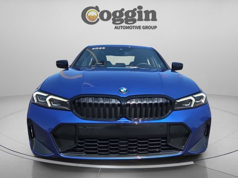 Certified 2025 BMW 330i Sedan w/ M Sport Package image 8