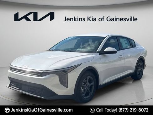 New 2026 Kia K4 FWD image 7