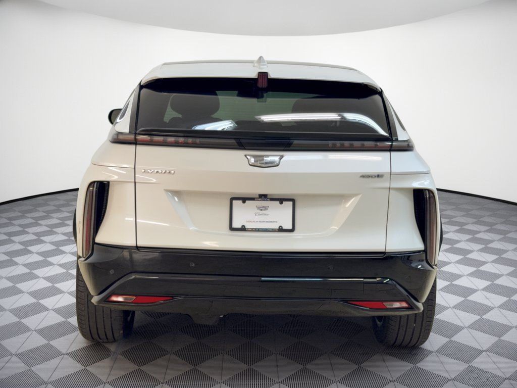 Used 2024 Cadillac Lyriq Sport RWD image 11