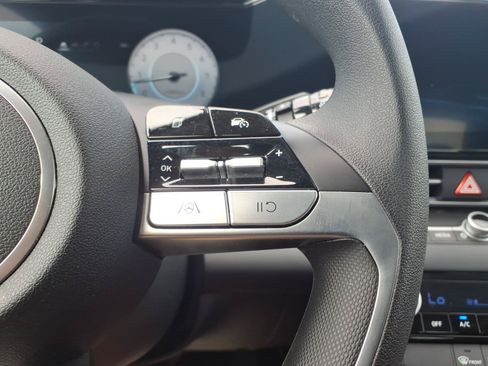 Certified 2024 Hyundai Elantra SEL FWD image 29