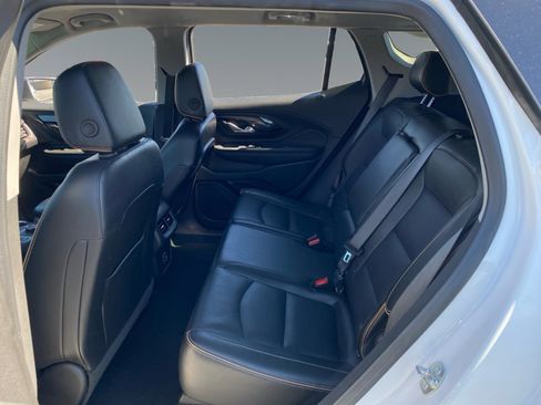 Used 2024 GMC Terrain AT4 AWD/4WD image 13