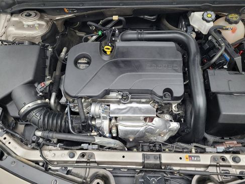 Used 2024 Chevrolet Malibu LS FWD image 30