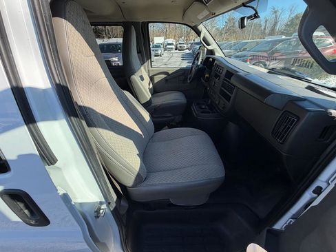 Used 2023 Chevrolet Express 3500 LS image 23