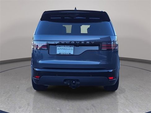 Used 2024 Land Rover Discovery Dynamic SE image 6