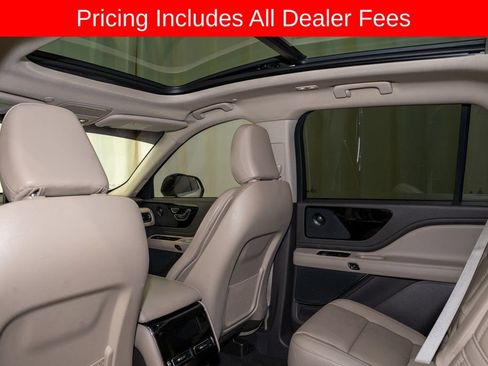 Used 2021 Lincoln Aviator Reserve w/ Equipment Group 201A AWD/4WD image 9