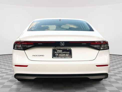 Used 2024 Honda Accord EX image 6