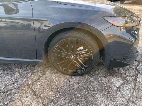 Used 2025 Toyota Camry SE image 28