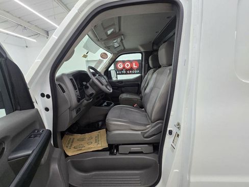 Used 2021 Nissan NV 2500 S image 10