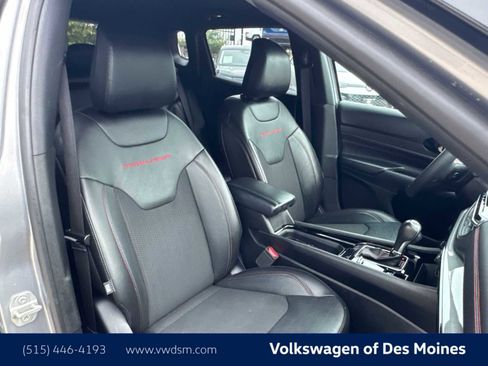 Used 2023 Jeep Compass Trailhawk image 14