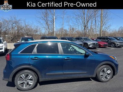 Certified 2022 Kia Niro LXS