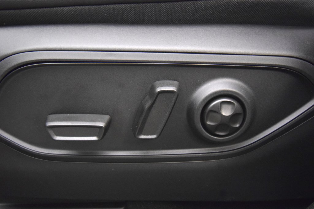 New 2026 Jeep Grand Cherokee Limited AWD/4WD image 38