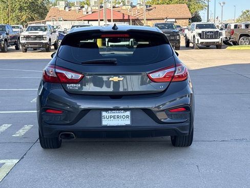 Used 2017 Chevrolet Cruze LT w/ Sun And Sound Package image 4