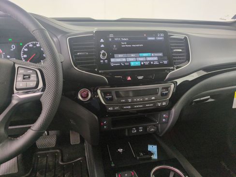 New 2026 Honda Ridgeline Black Edition image 17