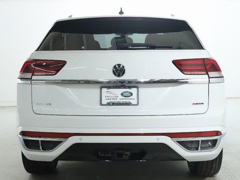 Used 2021 Volkswagen Atlas Cross Sport SEL R-Line w/ Luggage Net & Mats Package image 7