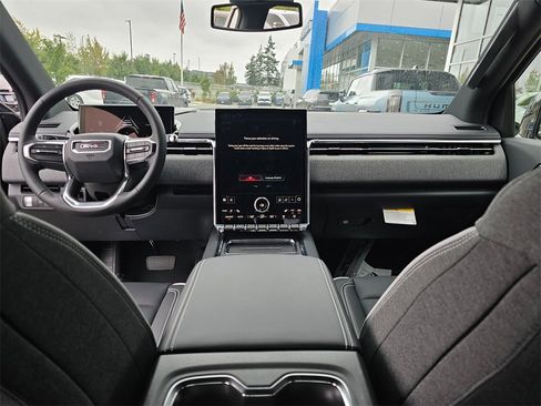 New 2026 GMC Sierra EV Elevation image 12