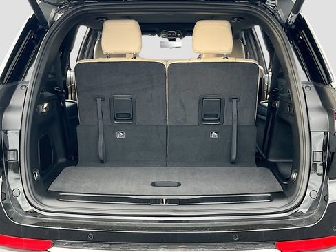 New 2026 Jeep Grand Cherokee L Limited w/ Luxury Tech Group II AWD/4WD image 23