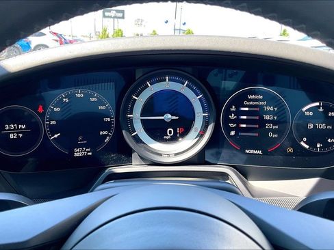 Used 2021 Porsche 911 Carrera RWD image 27