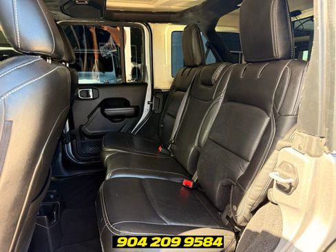 Used 2018 Jeep Wrangler Unlimited Sport S AWD/4WD image 27