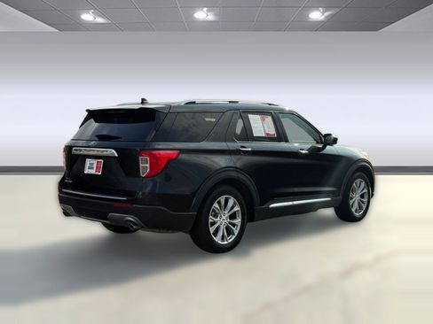 Used 2024 Ford Explorer Limited image 8