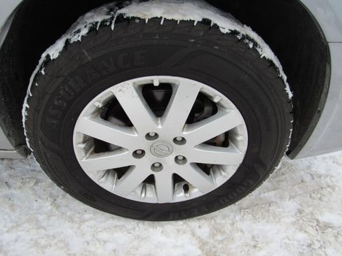 Used 2016 Chrysler Town & Country Touring w/ Driver Convenience Group image 12