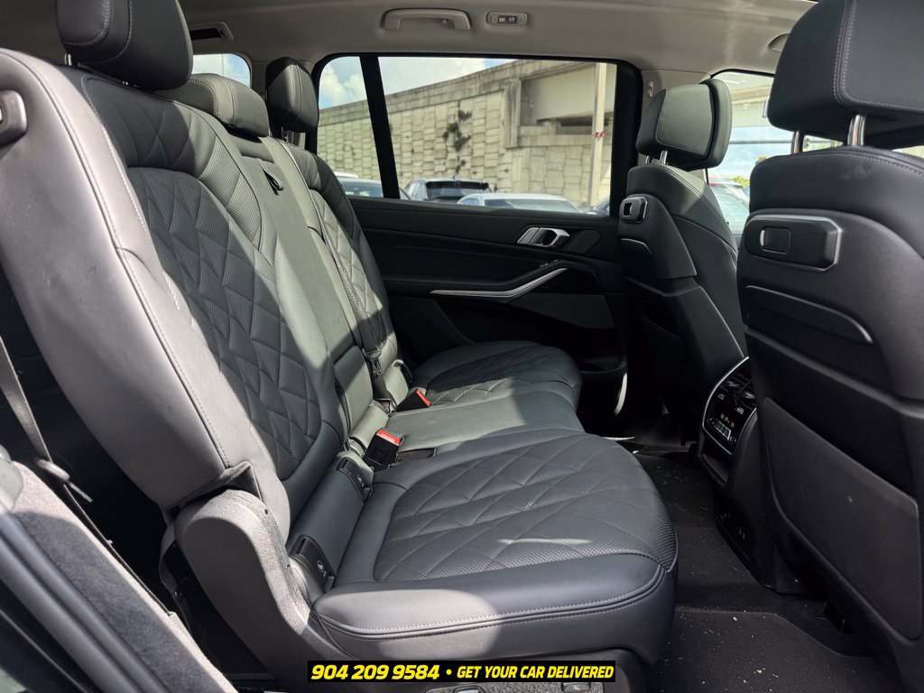 Used 2024 BMW X7 xDrive40i w/ Premium Package AWD/4WD image 28