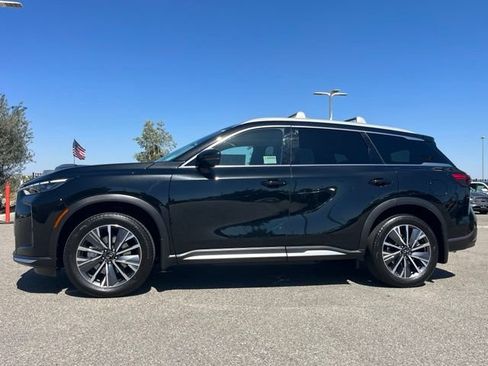 Certified 2026 INFINITI QX60 Luxe w/ Cargo Package FWD image 2